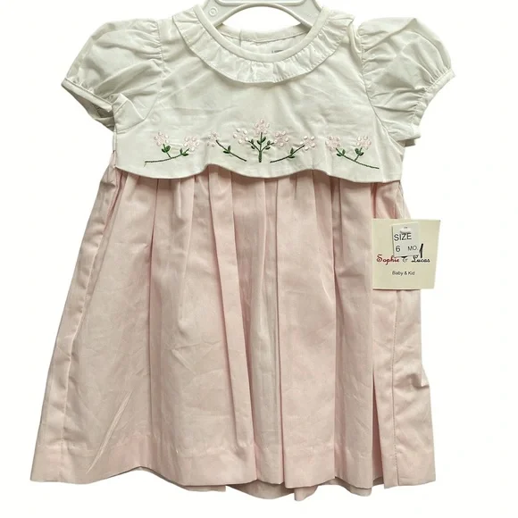 Spohie & Lucas Dresses | Sophie & Lucas Baby Pink and White Scalloped Dress Size 6 Months | Color: Pink/White | Size: 6-9mb | Frombleaktochic's Closet